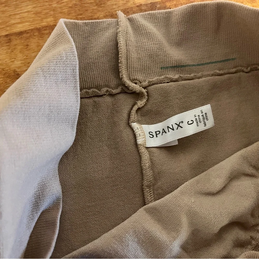 SPANX Maternity Shapewear - Picture 1 of 2